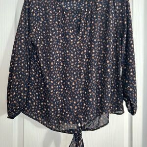 Elegant Black and Tan Women's Top